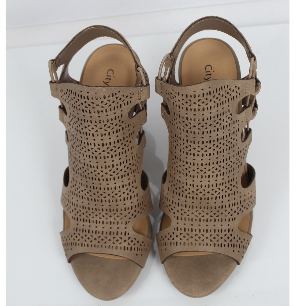 Size 6 Taupe Perforated Elastic Lace Side Cutout - Picture 4 of 6